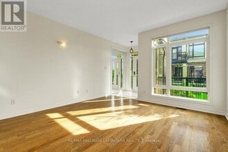 228 Pembina Private in Ottawa, ON - Building Photo - Building Photo