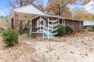 1545 Glendale Rd in Columbia, SC - Building Photo