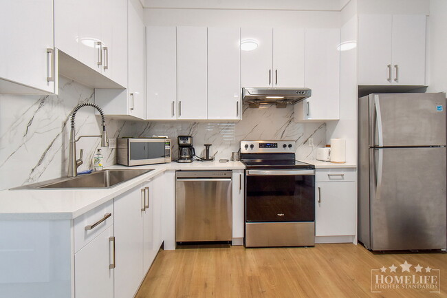property at 13214-1315A 15a Ave