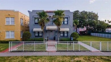 1614 Harrison St, Unit 1 in Hollywood, FL - Building Photo - Building Photo