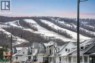 123 Courtland St in Blue Mountains, ON - Building Photo - Building Photo