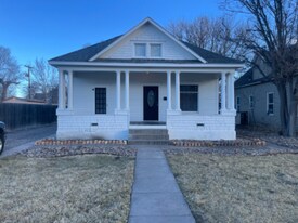 322 Broadway St in Sterling, CO - Building Photo