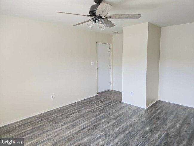 property at 11907 Tarragon Rd