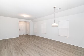 2761 Madison Ct in Conroe, TX - Foto de edificio - Building Photo