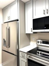 895 Brickleridge Ln SE in Mableton, GA - Building Photo - Building Photo