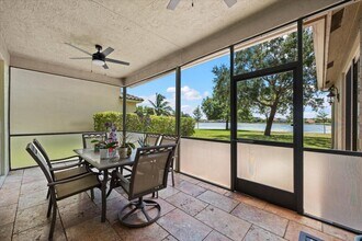 1575 Newhaven Point Ln in West Palm Beach, FL - Building Photo - Building Photo