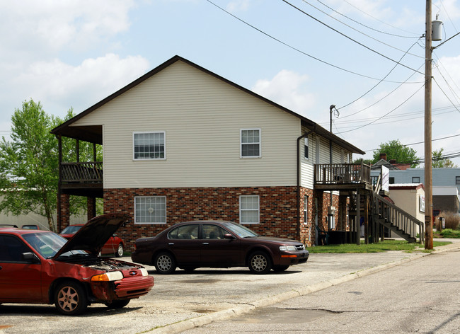 2700 Putnam Ave in Hurricane, WV - Building Photo - Building Photo