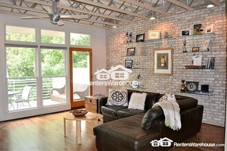 1329 Peachtree View NE in Atlanta, GA - Building Photo - Building Photo