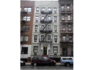 418 E 89th St in New York, NY - Building Photo - Building Photo