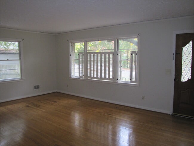 6548 Brookside Cir in Columbia, SC - Building Photo - Building Photo