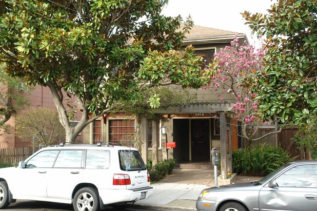 1512 Walnut St in Berkeley, CA - Foto de edificio - Building Photo
