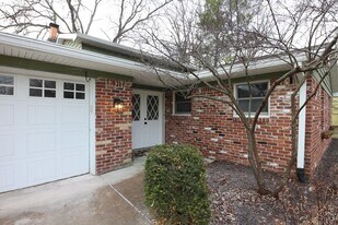 513 Concord Ln in Carmel, IN - Building Photo