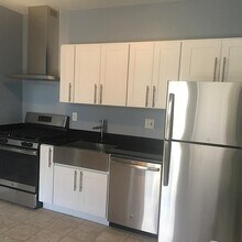 147 Columbia St, Unit 3R in Cambridge, MA - Building Photo - Building Photo