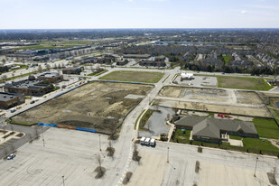 Lennar at Naperville Crossings Apartments