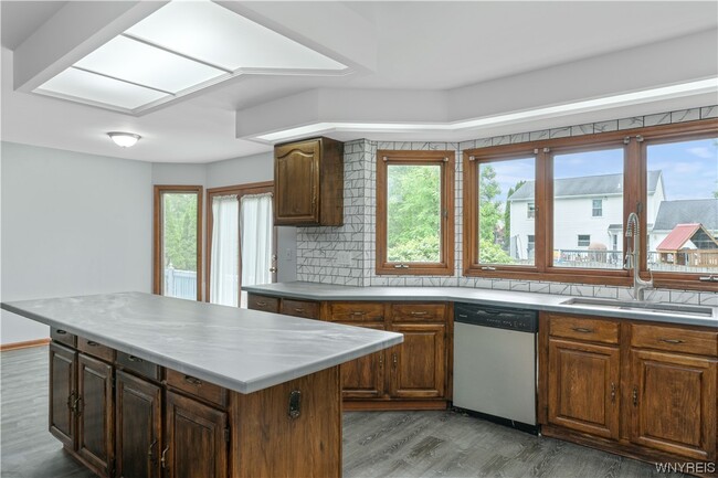 115 Radcliffe Dr in Getzville, NY - Building Photo - Building Photo