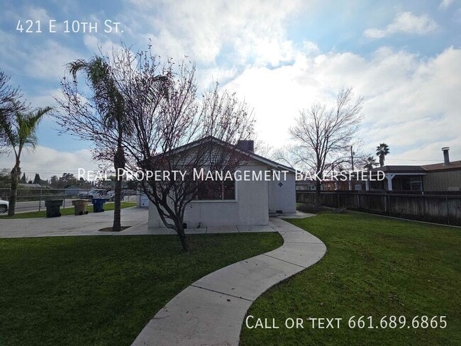 property at 421 E 10th St