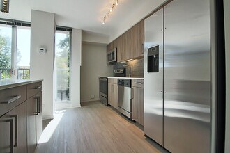 922 S Ashland Ave in Chicago, IL - Foto de edificio - Building Photo