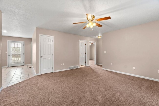 178-180 Comanche Ln in Jackson, MO - Building Photo - Building Photo