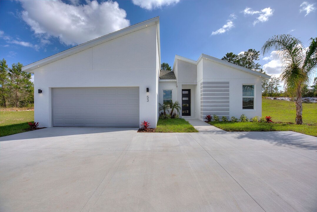 53 Redwood Ct in Poinciana, FL - Building Photo
