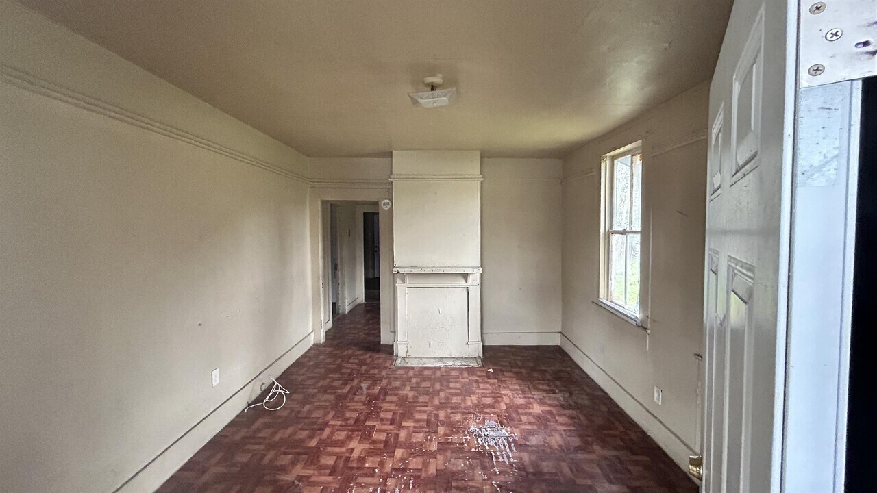 1855 Carolina St in Baton Rouge, LA - Building Photo