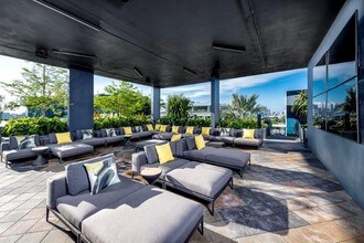 Wynwood 25 in Miami, FL - Foto de edificio - Building Photo