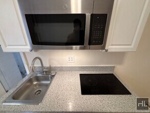 WEST 45 STREET, Unit 3N in New York, NY - Building Photo - Building Photo