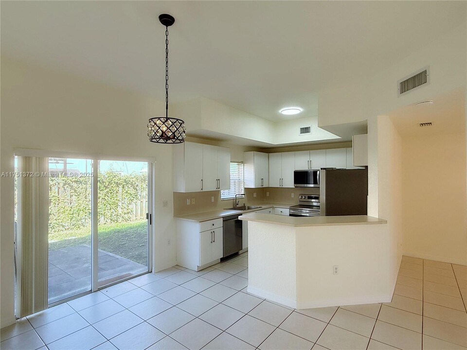 8923 SW 221st Terrace in Cutler Bay, FL - Building Photo