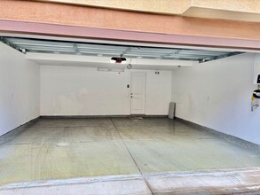 16408 Valencia Ave in Fontana, CA - Building Photo - Building Photo