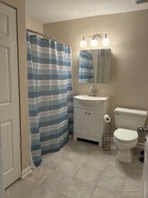 3275 Kirchoff Rd, Unit 141A in Rolling Meadows, IL - Building Photo - Building Photo