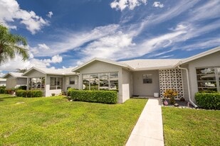 14579 Canalview Dr in Delray Beach, FL - Building Photo