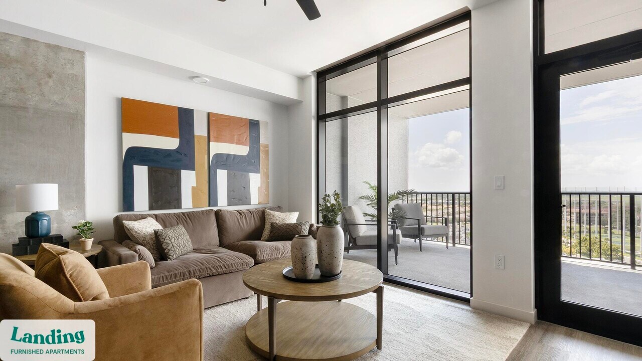 221 Main St N in St. Petersburg, FL - Building Photo