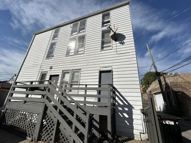 3614 W George St, Unit CH3
