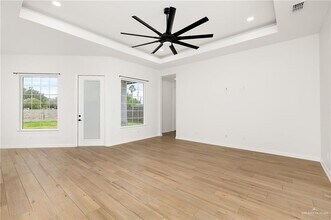 13 S Elevation Dr in Edinburg, TX - Building Photo - Building Photo