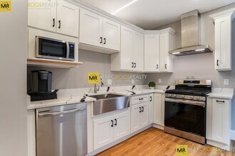 5 Babcock St, Unit 1 in Brookline, MA - Building Photo - Building Photo