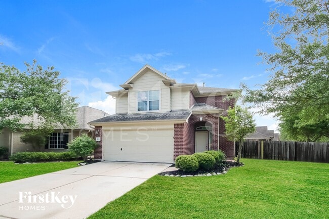 9131 Sunlit Park Dr in Humble, TX - Foto de edificio - Building Photo