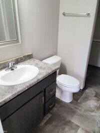 2220 N Main Ave photo'