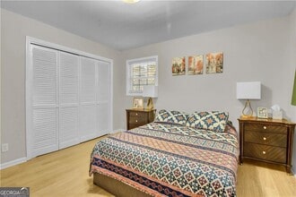 3155 Hogan Rd SW in Atlanta, GA - Building Photo - Building Photo