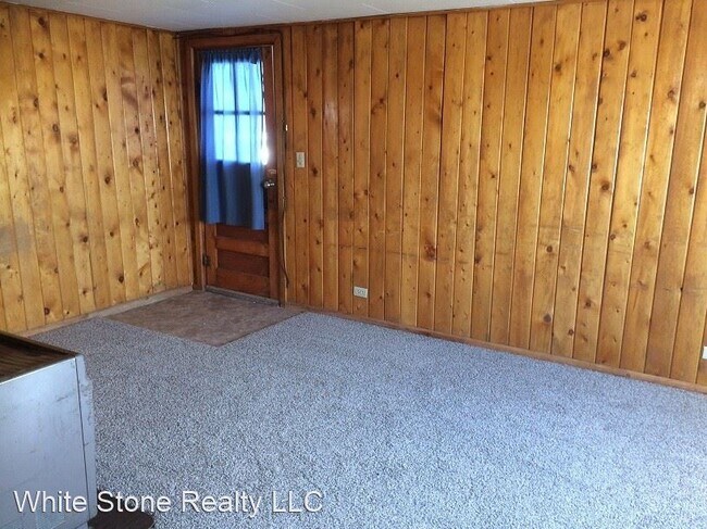 408 S 3rd St in Saratoga, WY - Building Photo - Building Photo