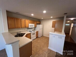 9632 Terrier Way in Charlotte, NC - Building Photo - Building Photo