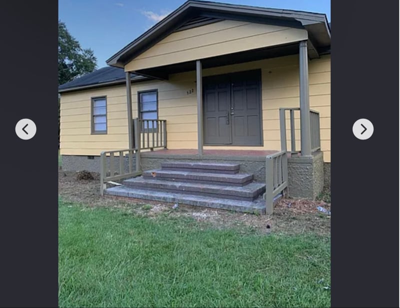 522 James St in Bishopville, SC - Foto de edificio