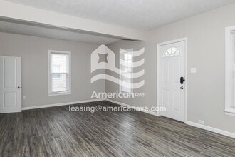 1025 W 17th St in Lorain, OH - Foto de edificio - Building Photo