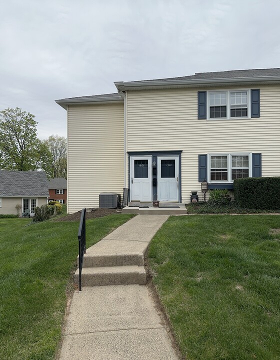1501 Yardley Cmn, Unit 1501 Yardley Commons in Yardley, PA - Building Photo