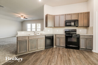 14715 Country Club Dr in Beaumont, TX - Building Photo - Building Photo