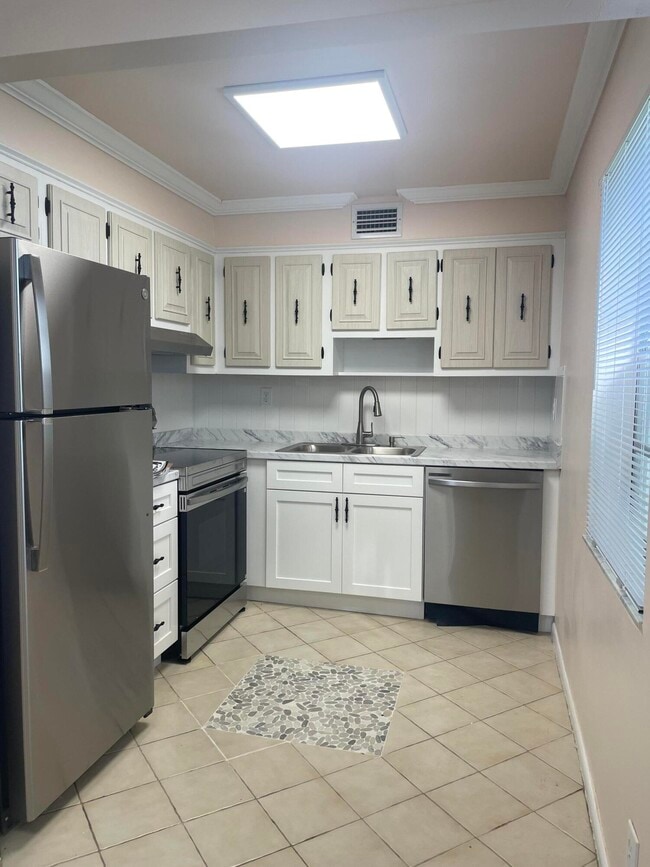 property at 402 Monaco Ct