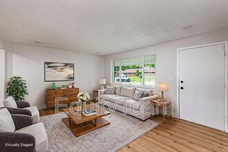 722 Castro Ln in Cincinnati, OH - Building Photo - Building Photo