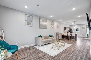 541 New S Dr in Clarksville, TN - Building Photo