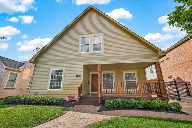 2405 Southgate Blvd in Houston, TX - Building Photo - Building Photo