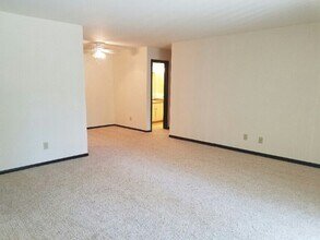 Monona Village Apartments in Monona, WI - Building Photo - Building Photo
