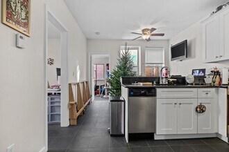 149 Cottage St in Boston, MA - Building Photo - Building Photo