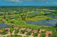 3131 Orangetree Bend in Ft. Myers, FL - Foto de edificio - Building Photo